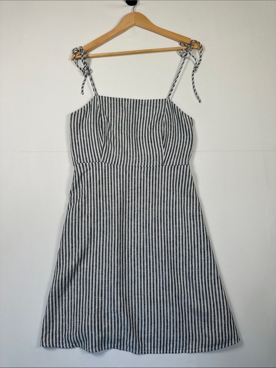 Old Navy Dresses & Skirts - Old Navy Linen Blend Blue Stripe Mini Dress Tie Strap Sundress Size M Coastal